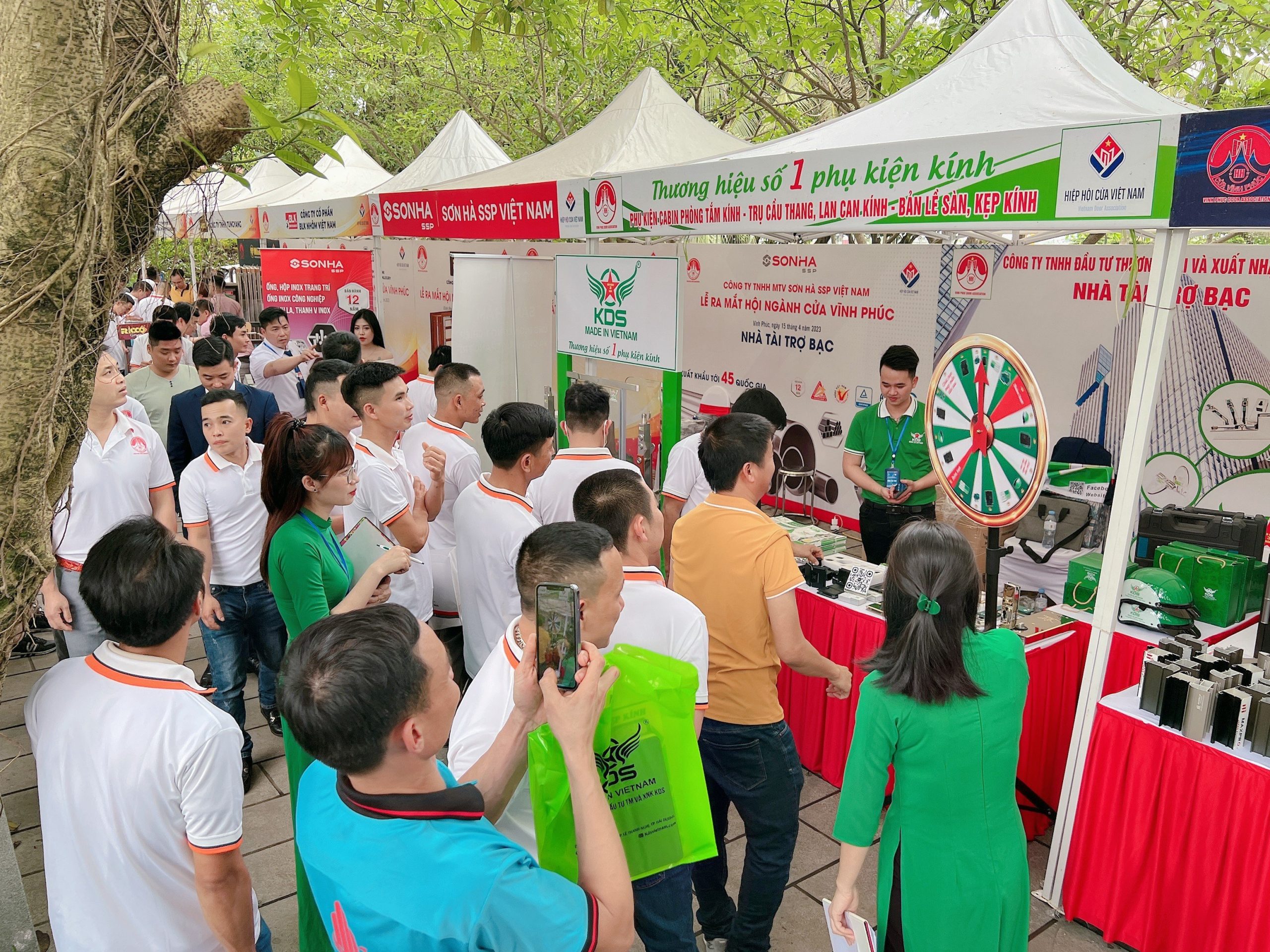 KDS – Điểm nhấn ấn tượng tại lễ ra mắt Hội ngành cửa Vĩnh Phúc